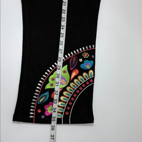 DG By Diane Gilman Womens Embroidered Crop Jeans Black Stretch 16W Stretch Boho - Picture 7 of 12